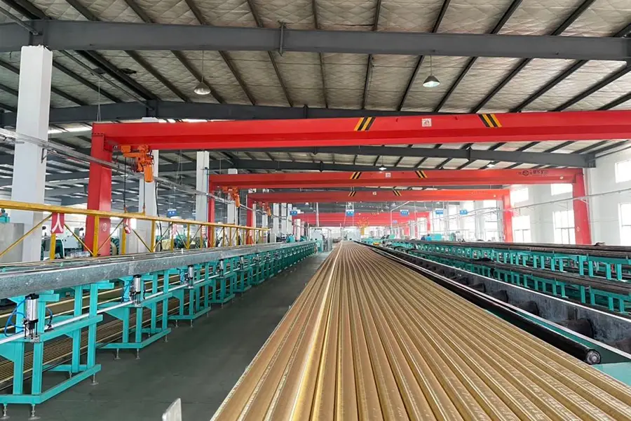 Oil drilling hose production shop