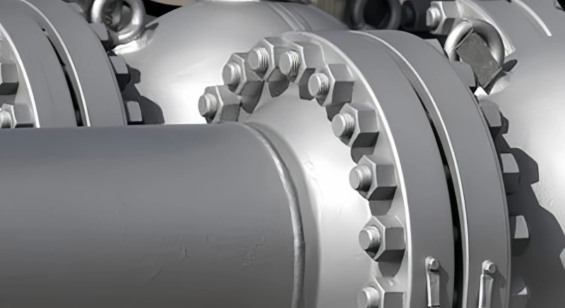 flange in sealing and leak prevention